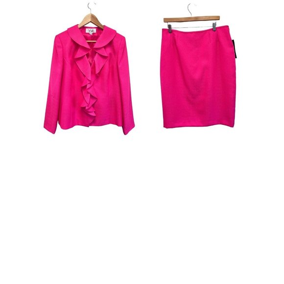 Le Suit Rose Garden Carnation Barbiecore Pink Ruffle Skirt...